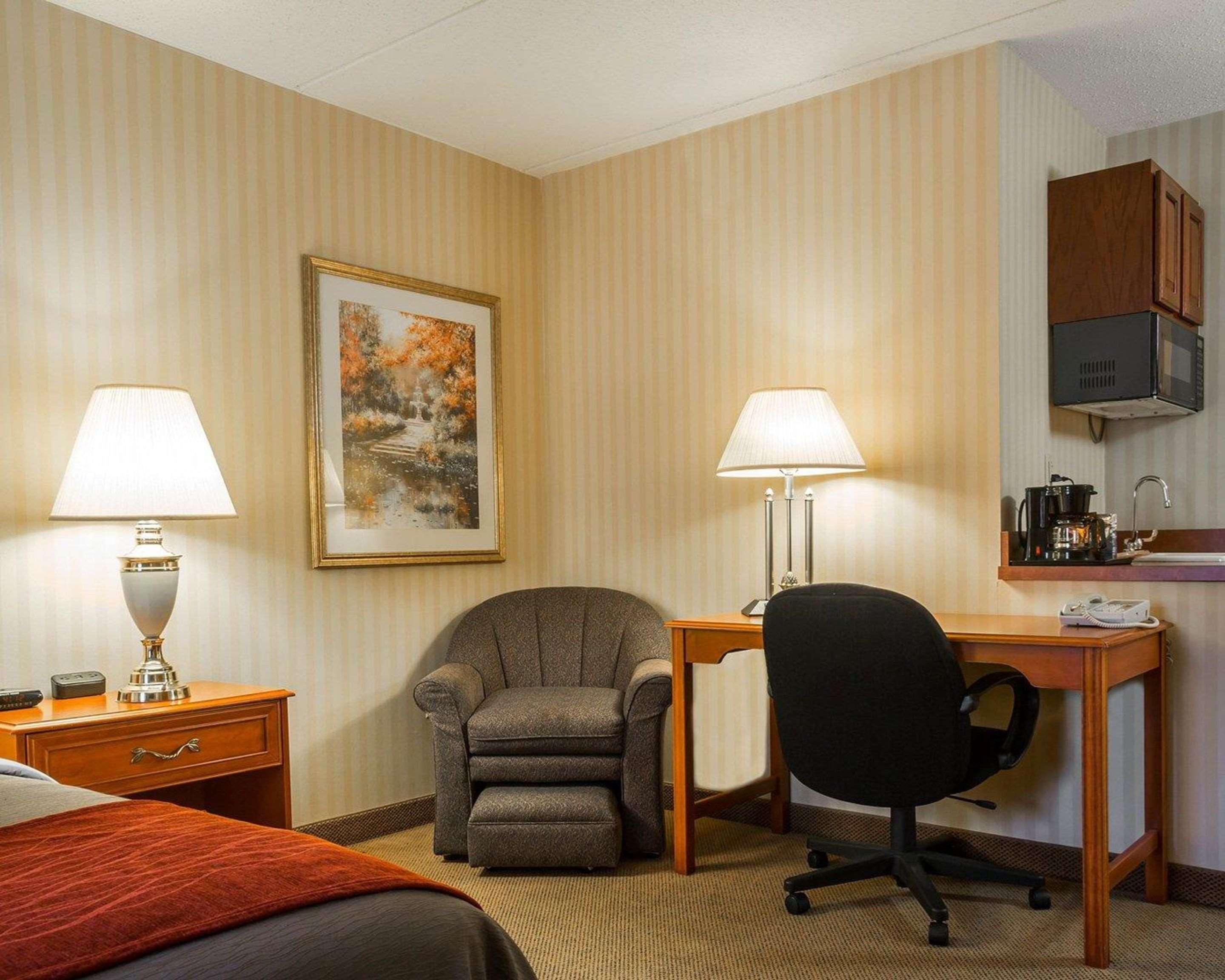 Holiday Inn Express & Suites Hawthorne - Elmsford North By Ihg Exterior foto