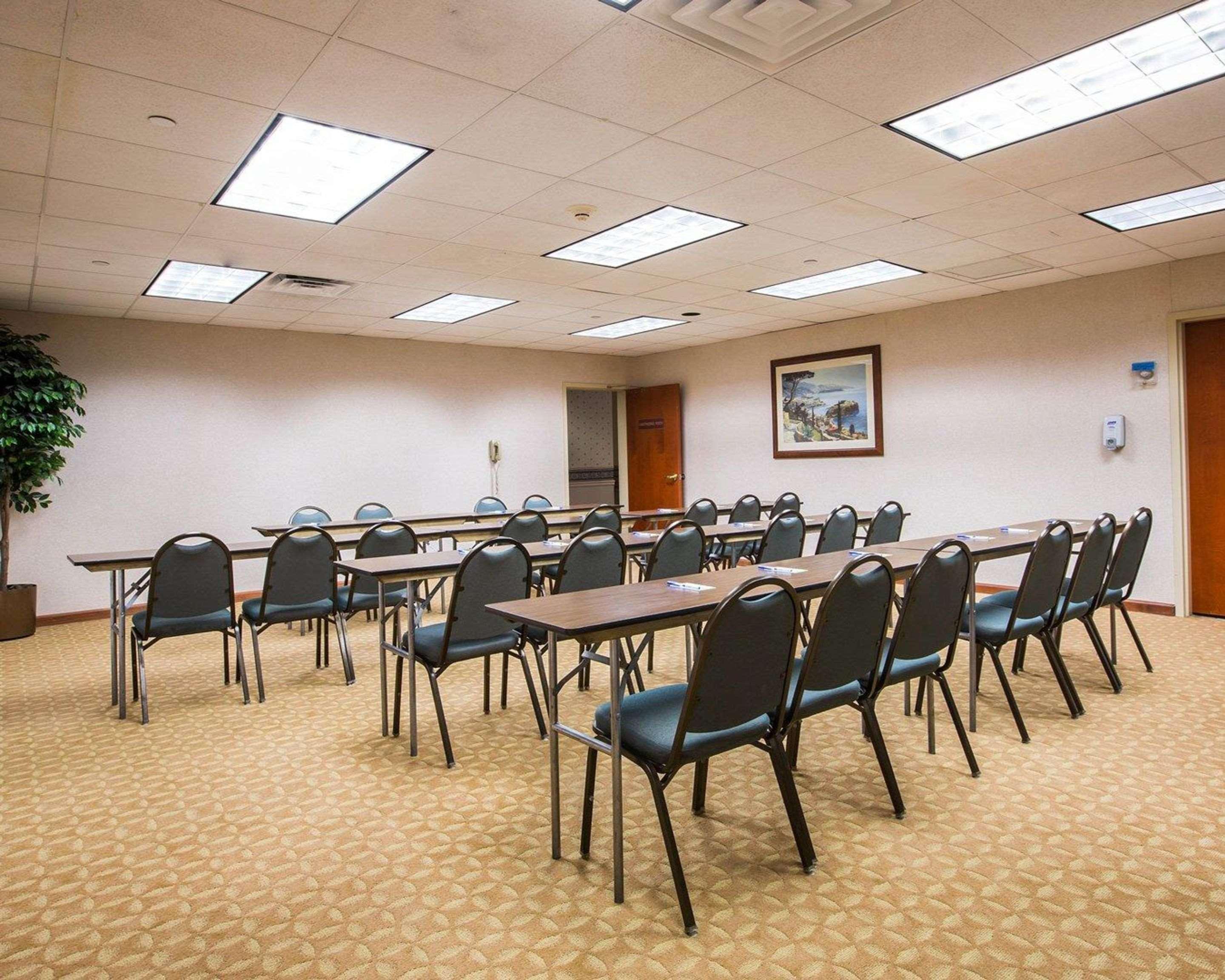 Holiday Inn Express & Suites Hawthorne - Elmsford North By Ihg Exterior foto