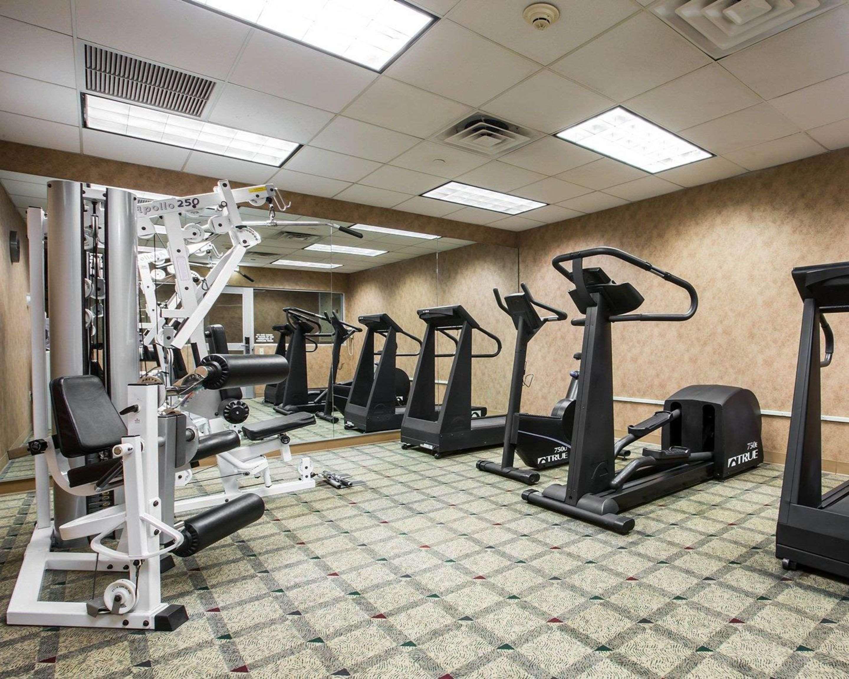 Holiday Inn Express & Suites Hawthorne - Elmsford North By Ihg Exterior foto
